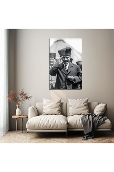 Altat Home Atatürk Selam Veren Cam Tablo – Siyah Beyaz Modern Duvar Dekoru