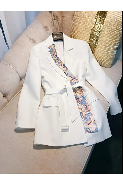 GZMBUTİK Şık Beyaz Blazer Ceket