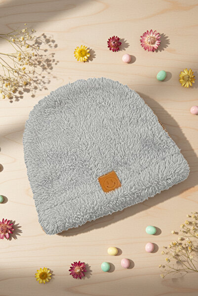 KAŞIKBEY Children's Plush Beanie with Smiling Face Sticker Newborn Baby Welsoft Windproof Hat Winter Plush Beanie