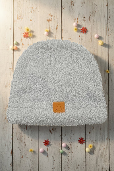 KAŞIKBEY Children's Plush Beanie with Smiling Face Sticker Newborn Baby Welsoft Windproof Hat Winter Plush Beanie