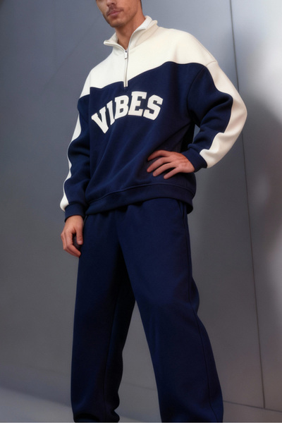 SEVENTEEN KSA Stylish men's tracksuit in navy blue