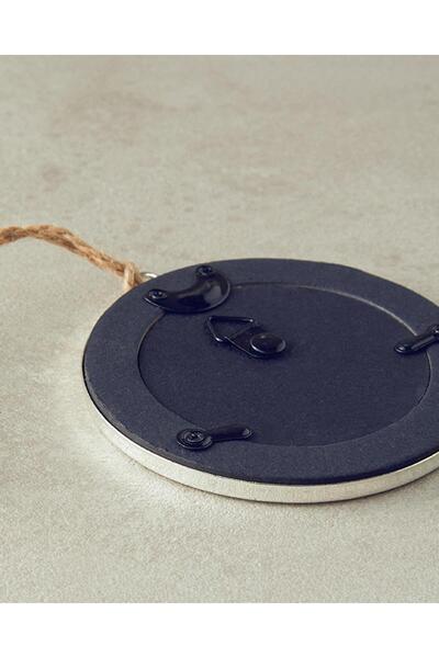 English Home Glitter Framed Metal Christmas Tree Ornament Silver (13.11.2025)