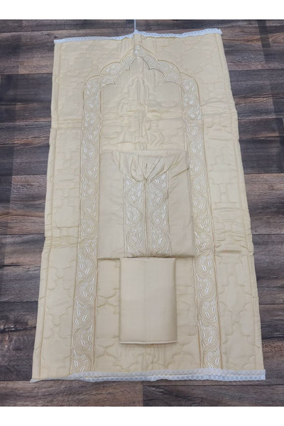 Without a mark طقم صلاة نسائي مميز يتكون من سجادة صلاة مطرزة ومبطنة اسفنج سما...