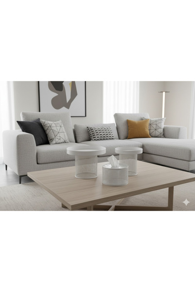 Generic Cake and dessert stand set + tissue box holder with a royal design