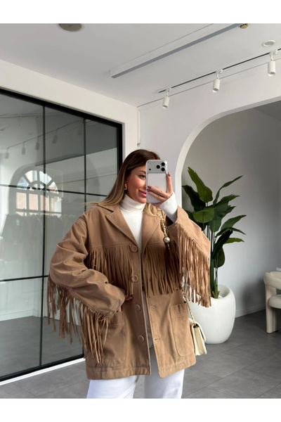 KÜBRA SÖYLEMEZ BOUTİQUE TAŞ PÜSKÜL DETAYLI SÜET CEKET