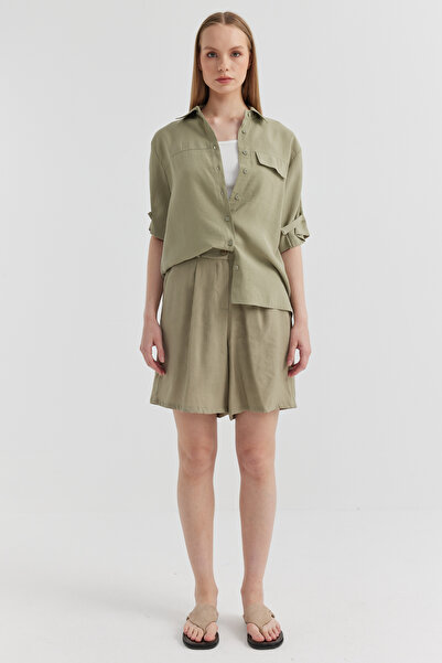 PAULMARK Γυναικείο σορτς με λεπτομέρειες με πλισέ