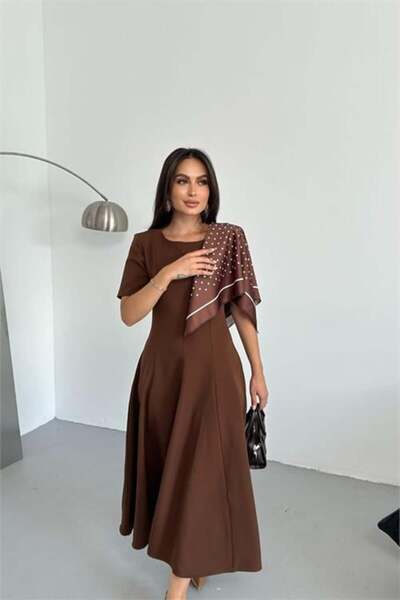 Dipmoda Γυναικείο πλεκτό φόρεμα με κοντά μανίκια Midi μήκος DPNP018