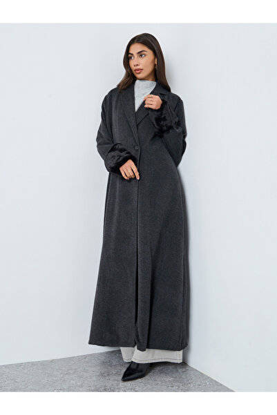 Styli Herringbone Weave Blazer Collar Abaya with Faux Fur Cuff