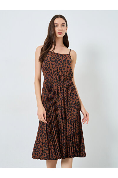 Take Two By Styli Leopard Print Pleated Strappy Midi Dress