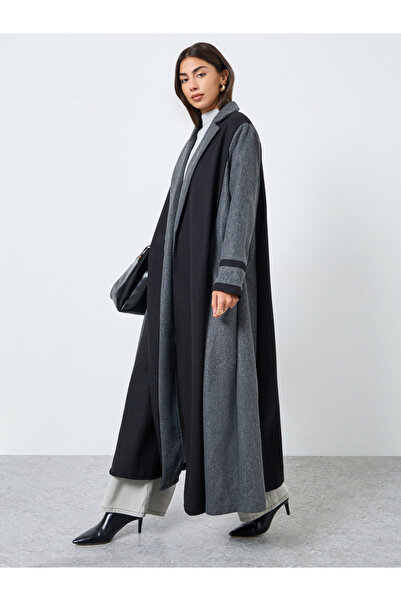 Styli Grey Color Block Notch Label Collar Abaya