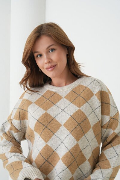 Miss Allos Women's Crew Neck Diamond Pattern Soft Textured Knit Sweater