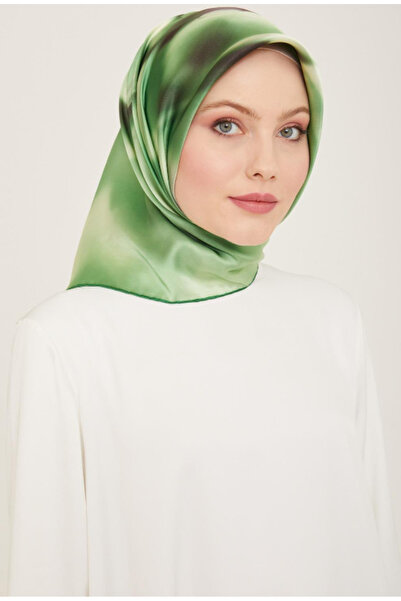 Armine Verde iarbă - Eșarfă din mătase Tivil cu model de flori cu tranziție n...