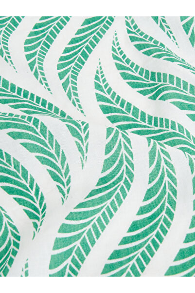 Styli Leaf Print Scarf