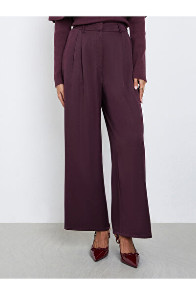 Styli Burgundy Wide Leg Trousers with Pockets