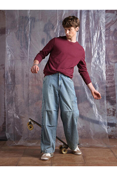 Hubberholme By Styli Men Light Wash Blue Denim Baggy Jeans