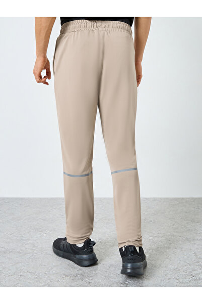 Styli Men Khaki Slim Fit Joggers