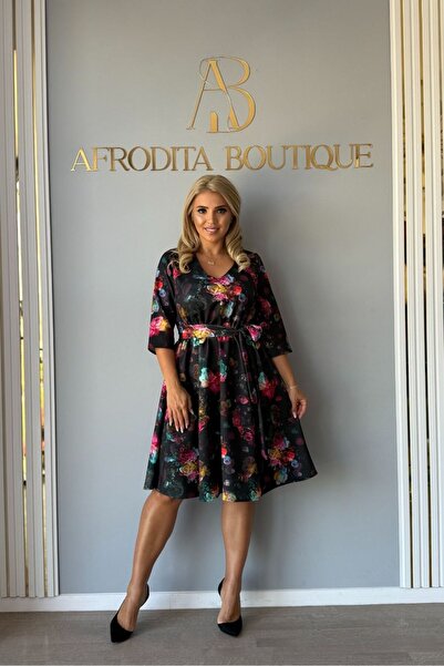 Afrodita Boutique Samy rose dress