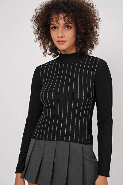 hazelin Women's Black Half Fisherman Front Stone Body Hzl25W-Bd19221