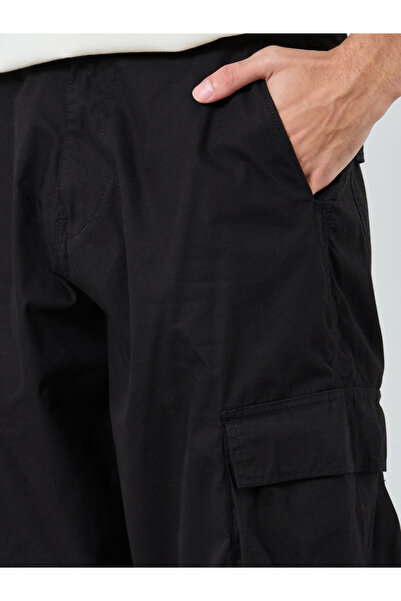 Styli Men Oversized Cargo Pocket Pants