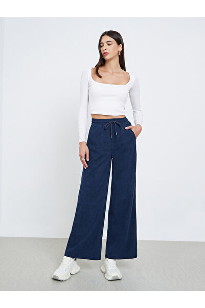 Styli Women Dark Blue Solid Corduroy Wide Leg Pants