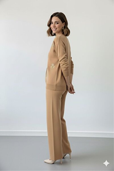 Cemre Life New Deux Two-Button Sequin Embroidery Detailed Knitwear Set