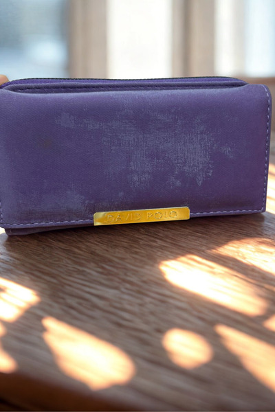 Tesettür Diyarı محفظة ذهبية اللون بمظهر جلد الغزال - أرجواني