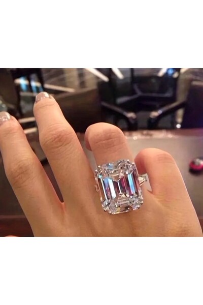 Enanice The Elegant Ring