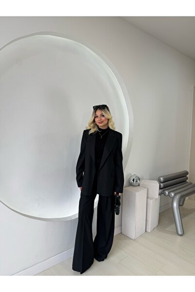 NAUQE Siyah Oversize Astar Detay Ceket