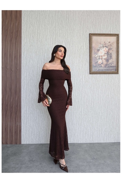 ESRAHELVACI Lined Madonna Collar Dress