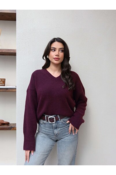 ESRAHELVACI V-Neck Soft Textured Sweater