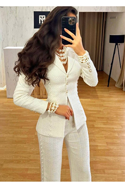 Siseniorita Women's 2-Piece Suit with Fitted Jacket and Straight Pants in Tweed with Pearls