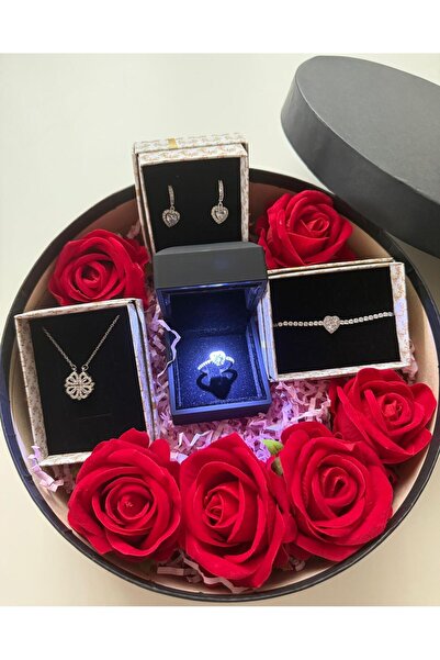 HKN AVM ACCESSORİES Işıklı Kutuda Gümüş Renk Kalp Yüzük Ciddi ilişki Yüzük Gül Buketi Sevgililer Günü Hediye Doğum Günü advent