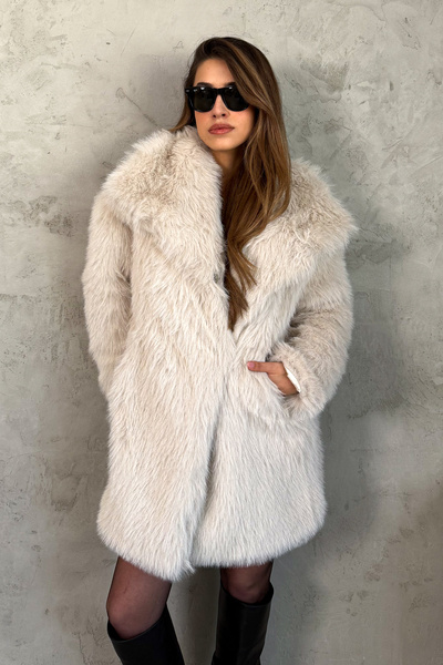 ModaPlaza Women's Long Fur 99717