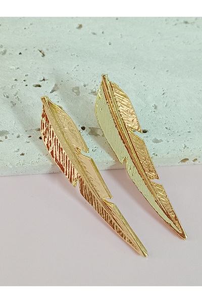 mos&more Gold Long Light Leaf Earrings