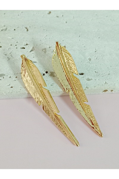mos&more Gold Long Light Leaf Earrings