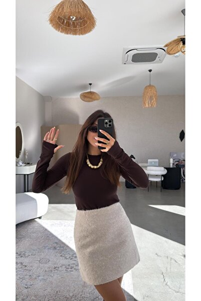 Buket Teke Bluză maro cu guler rotund degete