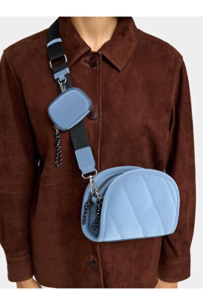 PARFOIS Yumuşak Dokulu Charm'lı Çapraz Askılı Çanta