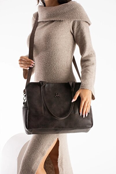 Mega & Polo Mega Women's Arm Bag 8 Compartments Fully Lined Inside Lightweight Design Shoulder Bag
