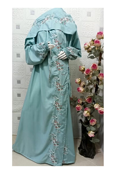 Without a mark شرشف صلاة مطرز مرد مفتوح ويتم الاغلاق بربطة جانبية.