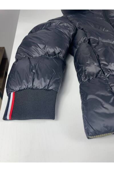 YusGos Baby Boy Waterproof Inflatable Jacket with Hooded Zippered Pockets (2-15 Years)