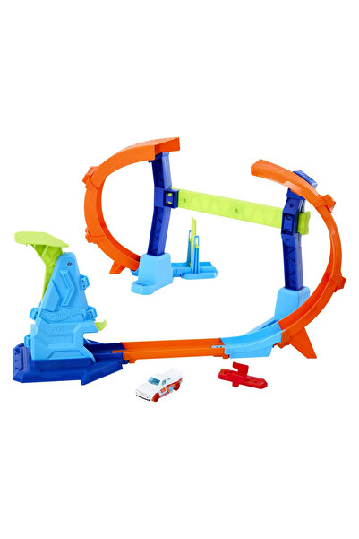 HOT WHEELS CIRCUIT CAMPIONUL SARITURII IN SPIRALA