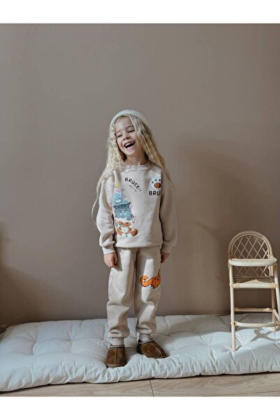 ButumiKids Kız Çocuk Karakter Baskılı 3 İplik Alt Üst Eşofman Takımı