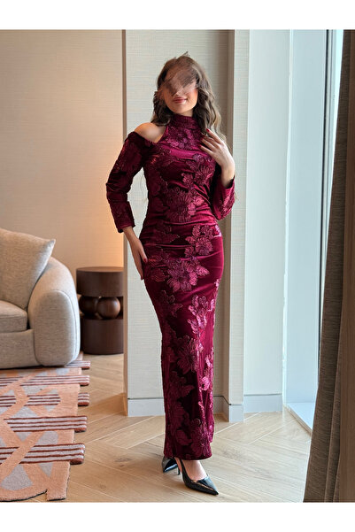 Generic velvet evening dress