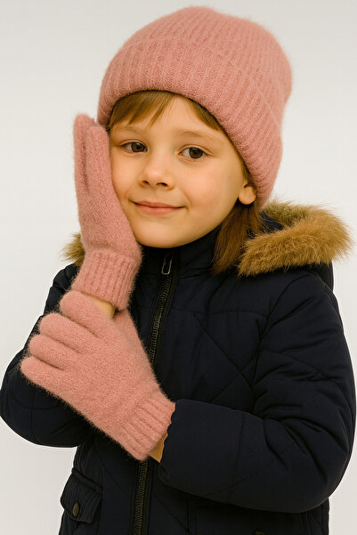 CapZone Pink Children's Plush Gloves - Soft Textured Warm Winter Gloves 5-10