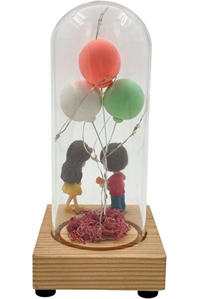 B&D DÉCOR Romantic Couple Figurine Glass Dome Display, Wooden Base with 'LOVE' Inscription