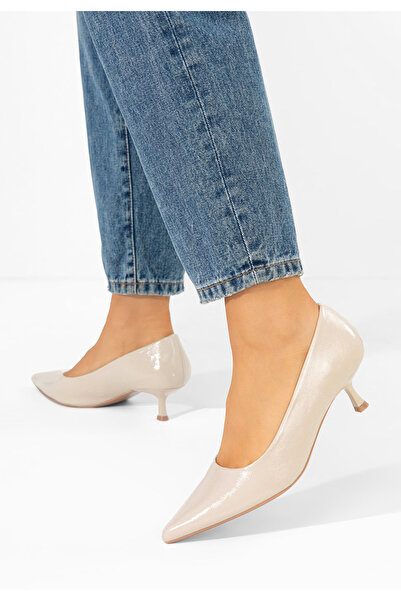 B T Shoes Beige Dianela low-heeled shoes