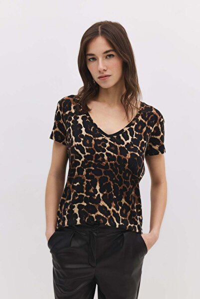 No Matter What T-Shirt mit V-Ausschnitt und Muster