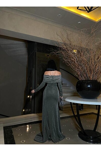 Modafeminen Довга вечірня сукня з відкритими плечима з тканини flowres 583134HAKI