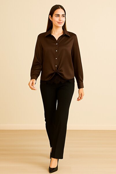 Swan Woman Low-Cut Satin Blouse