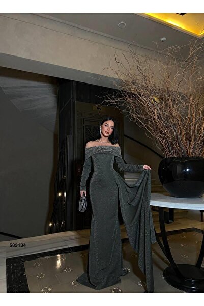 Modafeminen Довга вечірня сукня з відкритими плечима з тканини flowres 583134HAKI